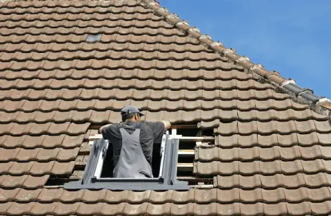 Pose de velux à Mornac sur Seudre